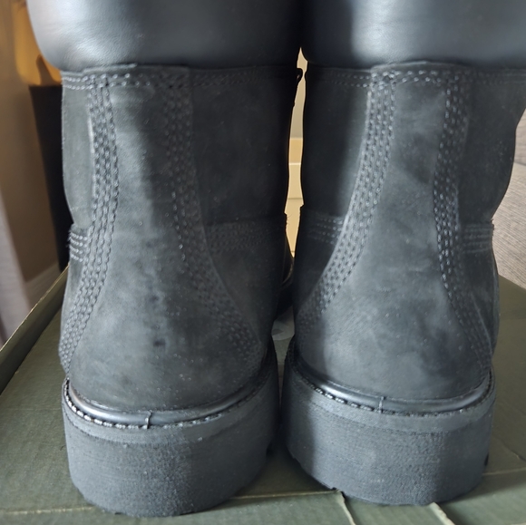 Timberland - Picture 2 of 6